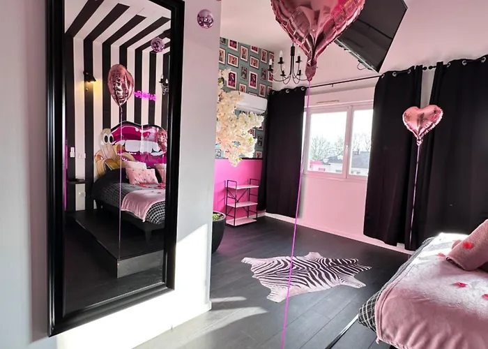 Apartman Maison 60 M2 Loveroom Romantique Avec Jacuzzi Prive A 10 Min De Nancy Et Jardin Prive *