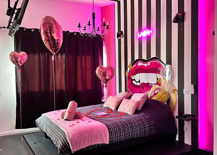 Apartman Maison 60 M2 Loveroom Romantique Avec Jacuzzi Prive A 10 Min De Nancy Et Jardin Prive Messein