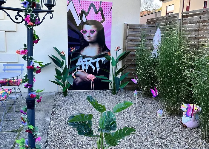 Maison 60 M2 Loveroom Romantique Avec Jacuzzi Prive A 10 Min De Nancy Et Jardin Prive Apartman *