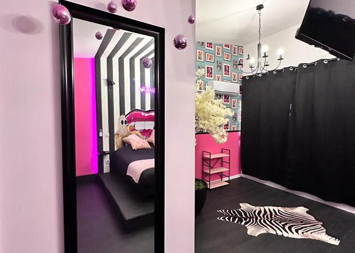 Apartman Maison 60 M2 Loveroom Romantique Avec Jacuzzi Prive A 10 Min De Nancy Et Jardin Prive Messein