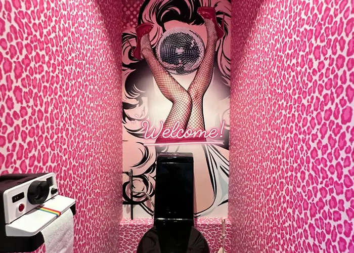 Maison 60 M2 Loveroom Romantique Avec Jacuzzi Prive A 10 Min De Nancy Et Jardin Prive Apartman *