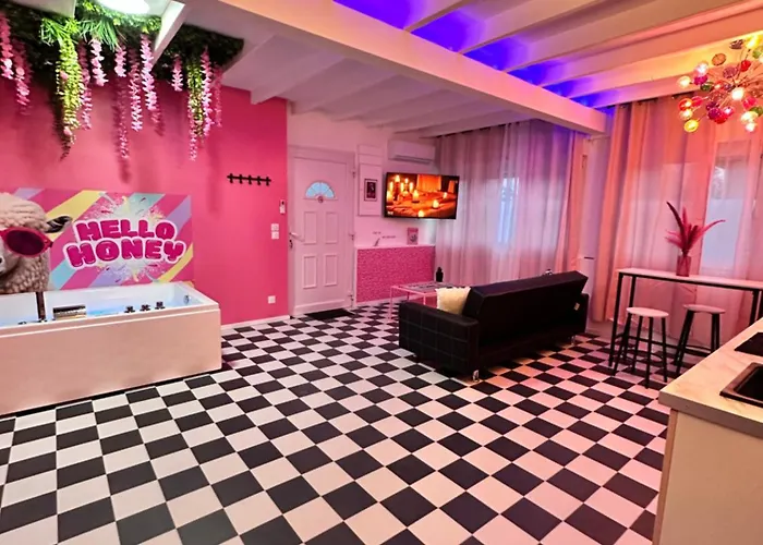 Apartman Maison 60 M2 Loveroom Romantique Avec Jacuzzi Prive A 10 Min De Nancy Et Jardin Prive